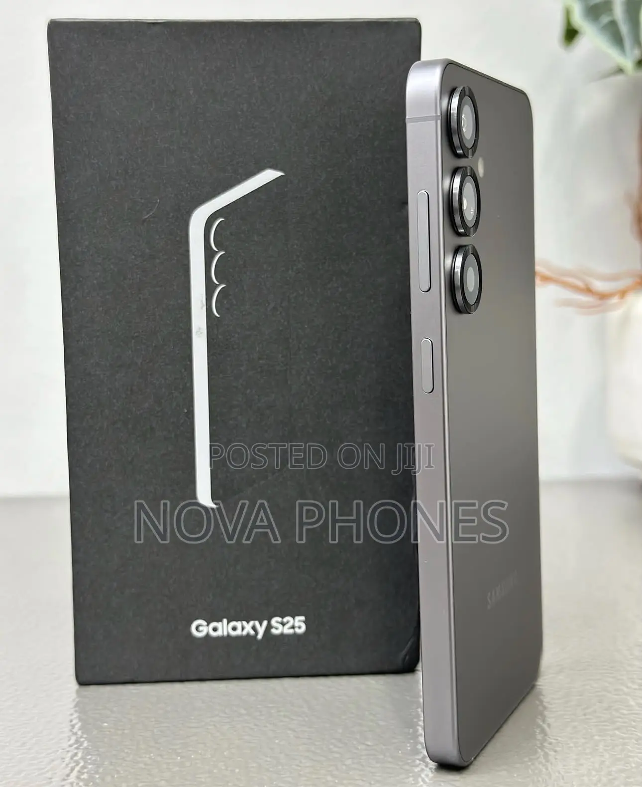 New Samsung Galaxy S25 256 GB