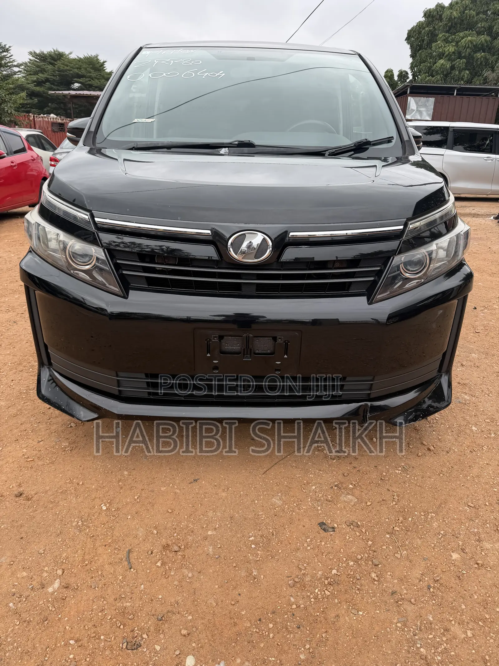 Toyota Voxy ZS 2WD 8-Seater 2014 Black