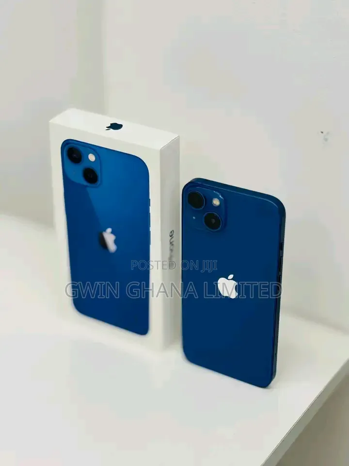 New Apple iPhone 13 128 GB Blue