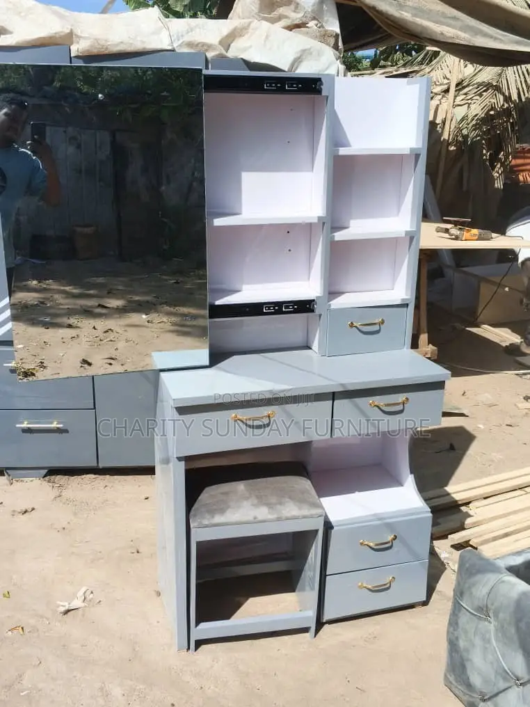 Excellence Slide Dresser With Seat