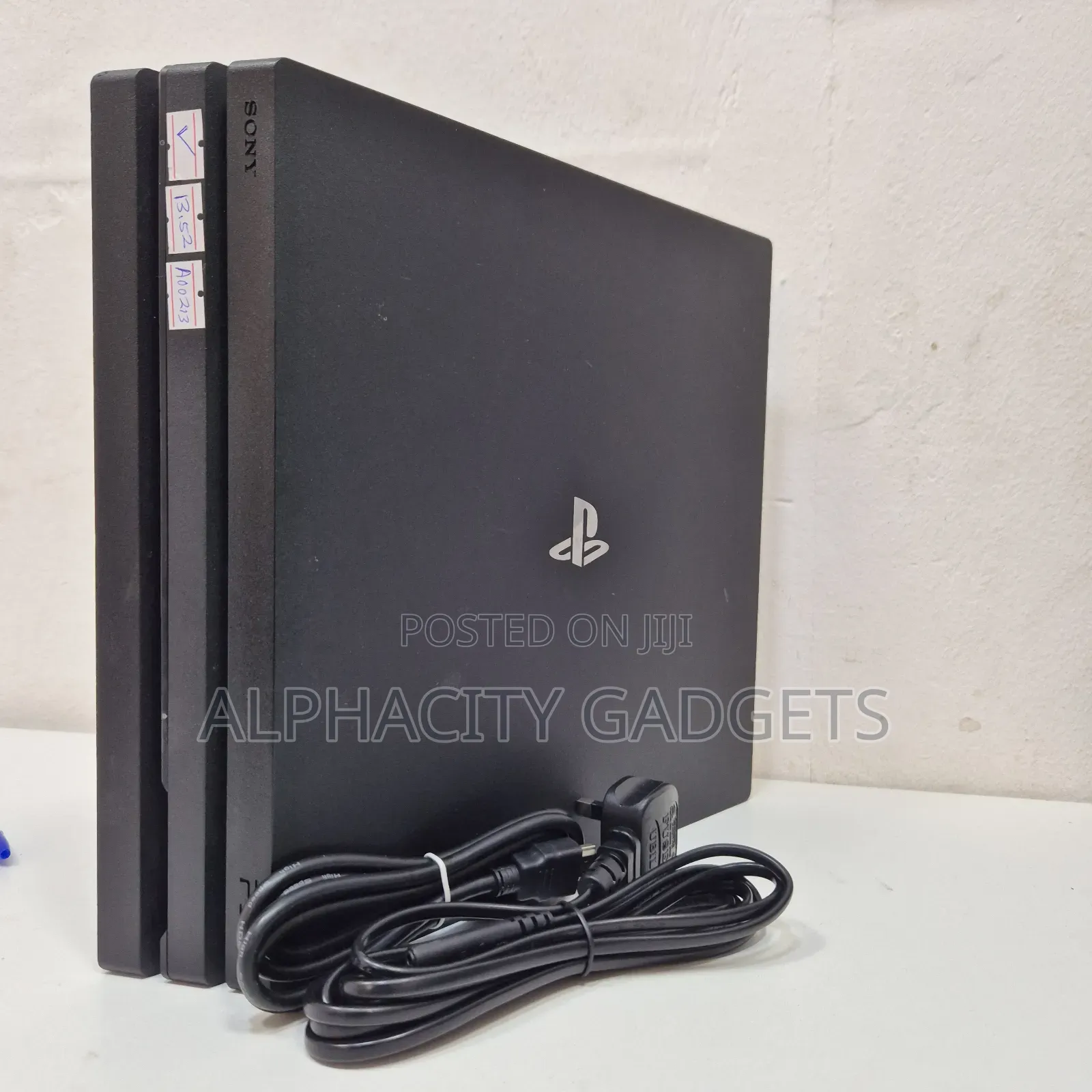 Ps4 Pro 1TB Non- Jailbreaked - - A00213