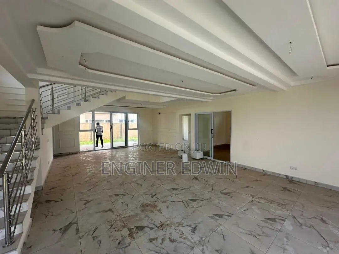 4bdrm House in Little Legon for sale
