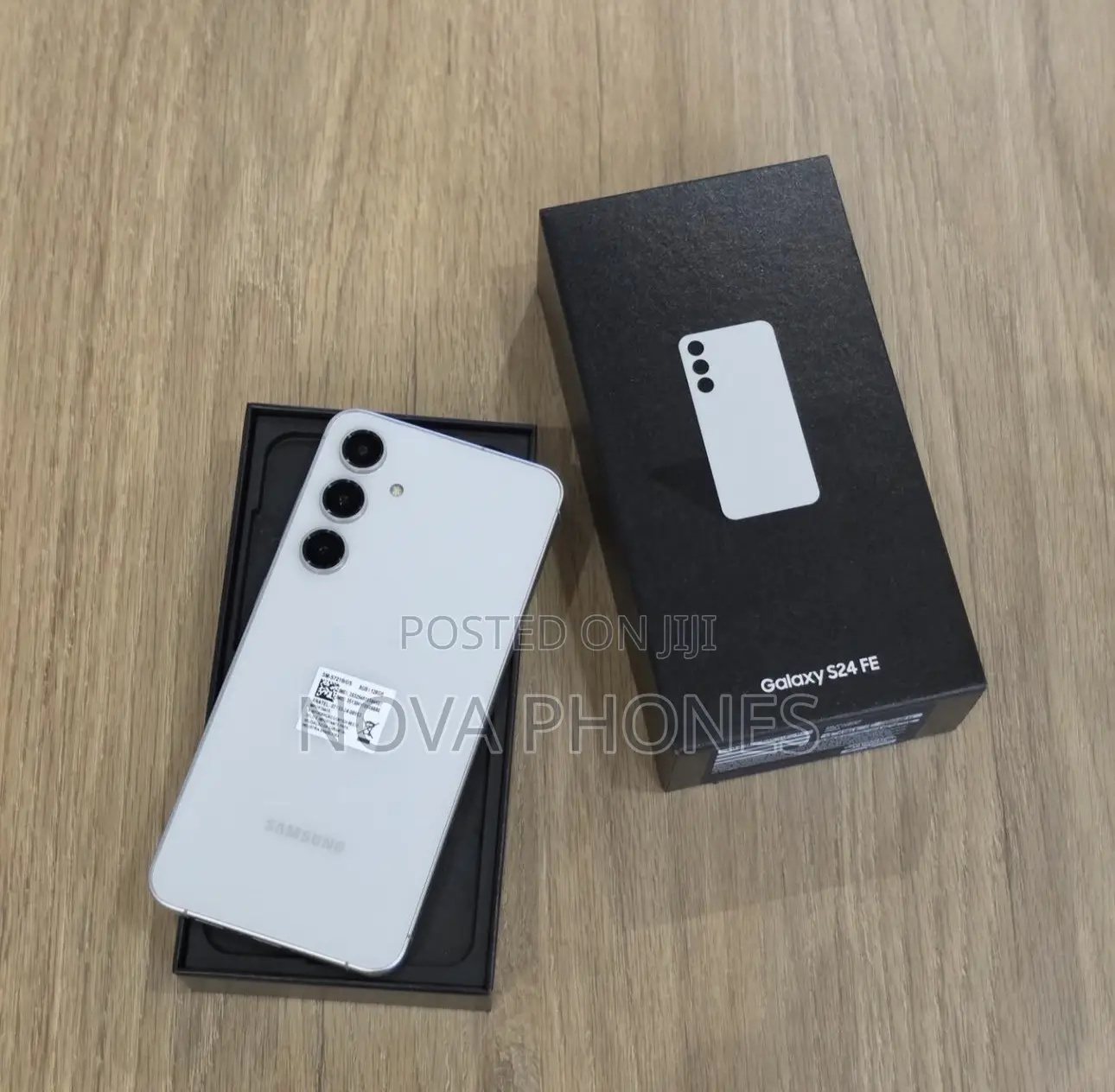 New Samsung Galaxy S24 FE 256 GB White