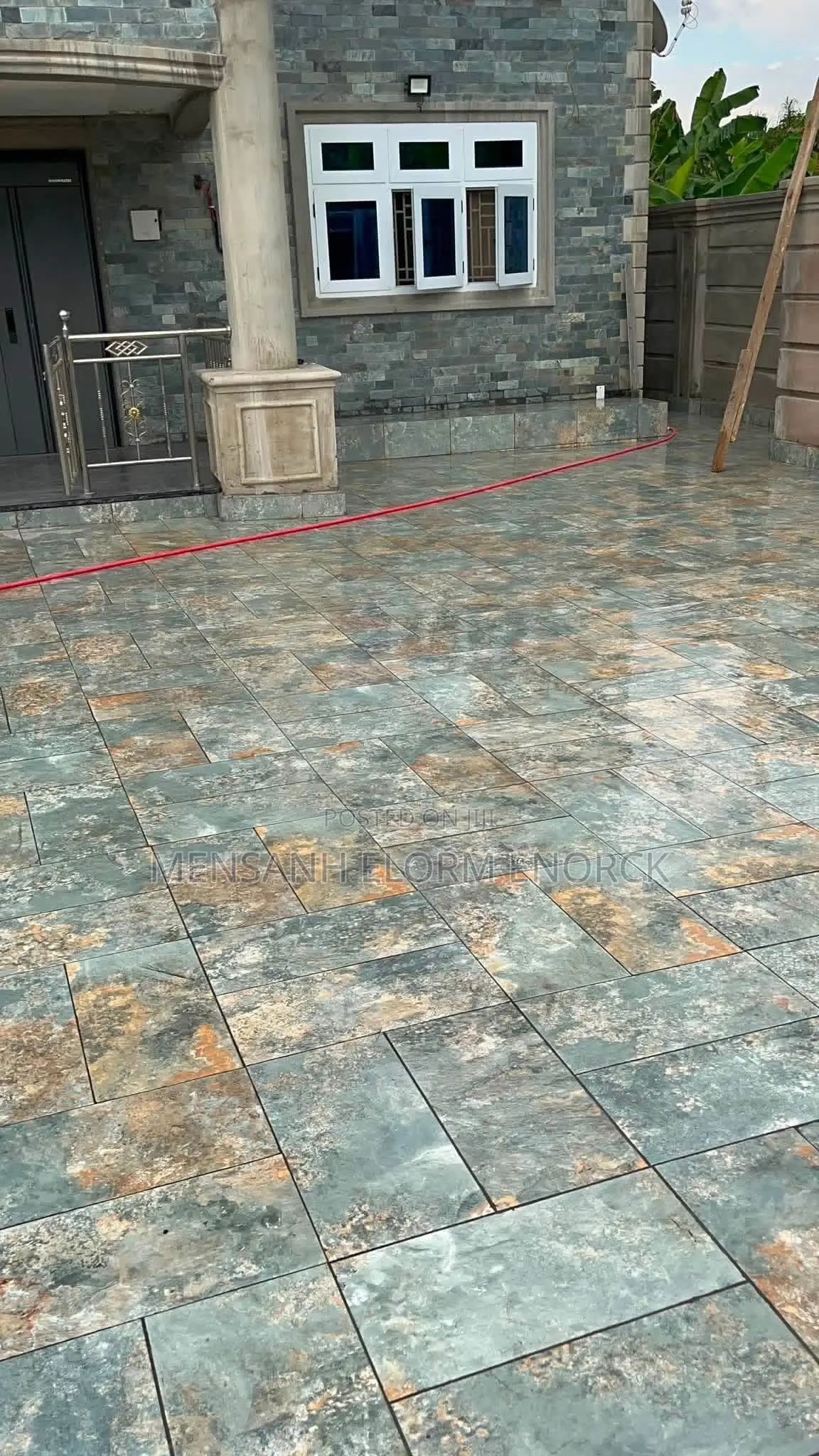 Compound Tiling Job