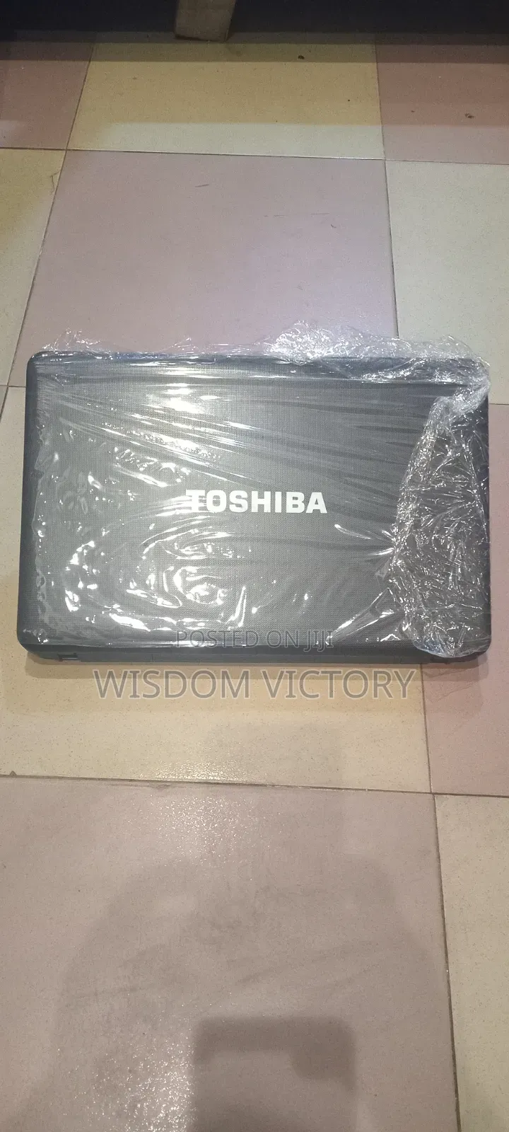 New Laptop Toshiba dynaEdge DC-100 6GB Intel HDD 250GB