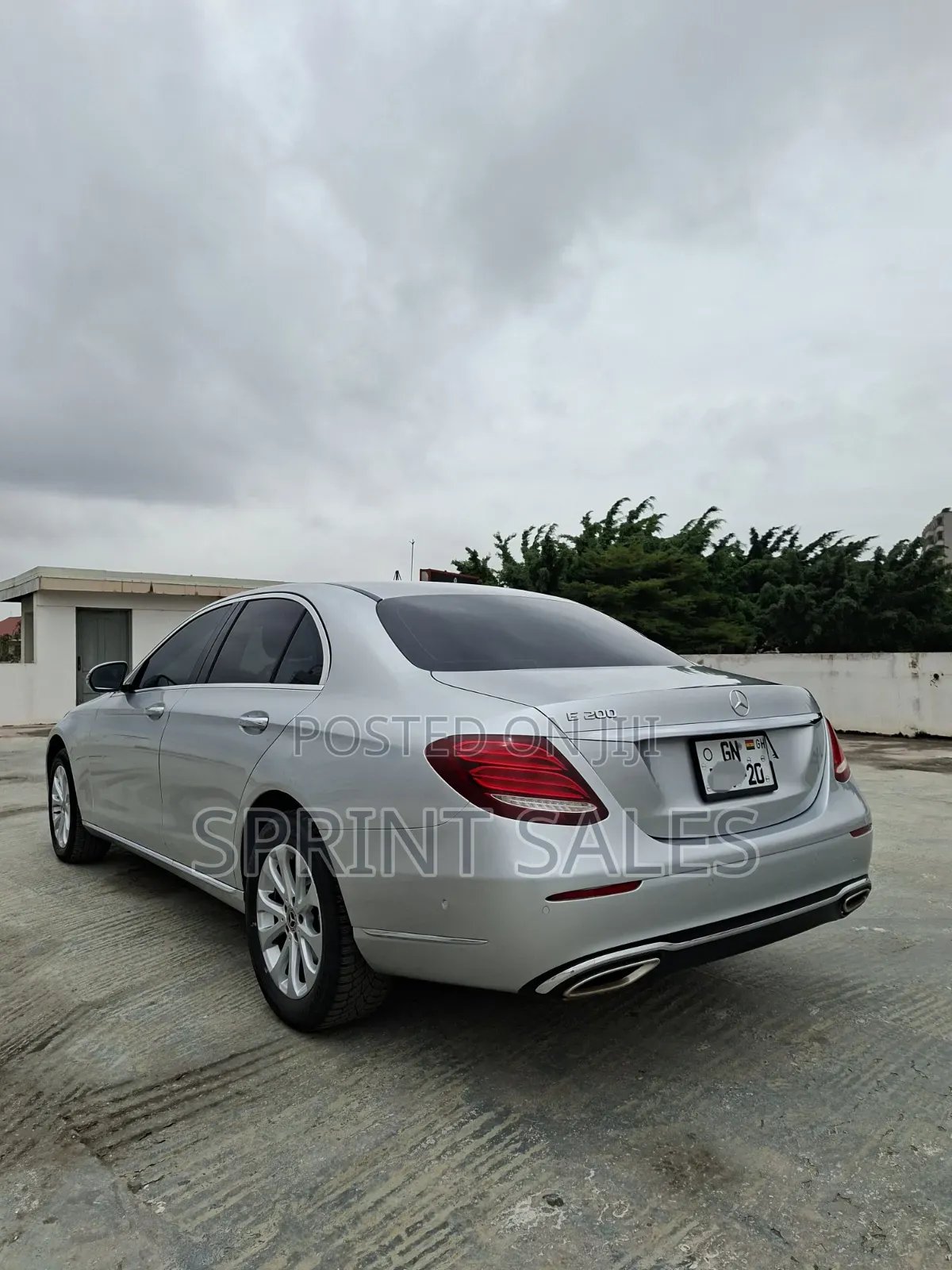 Mercedes-Benz E200 2020 Silver