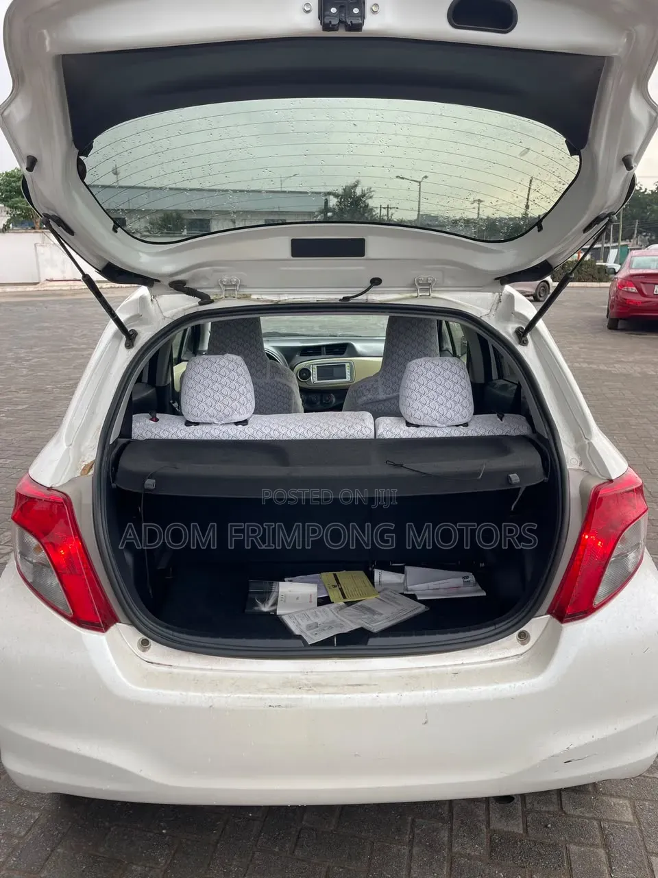 Toyota Vitz 2013 White