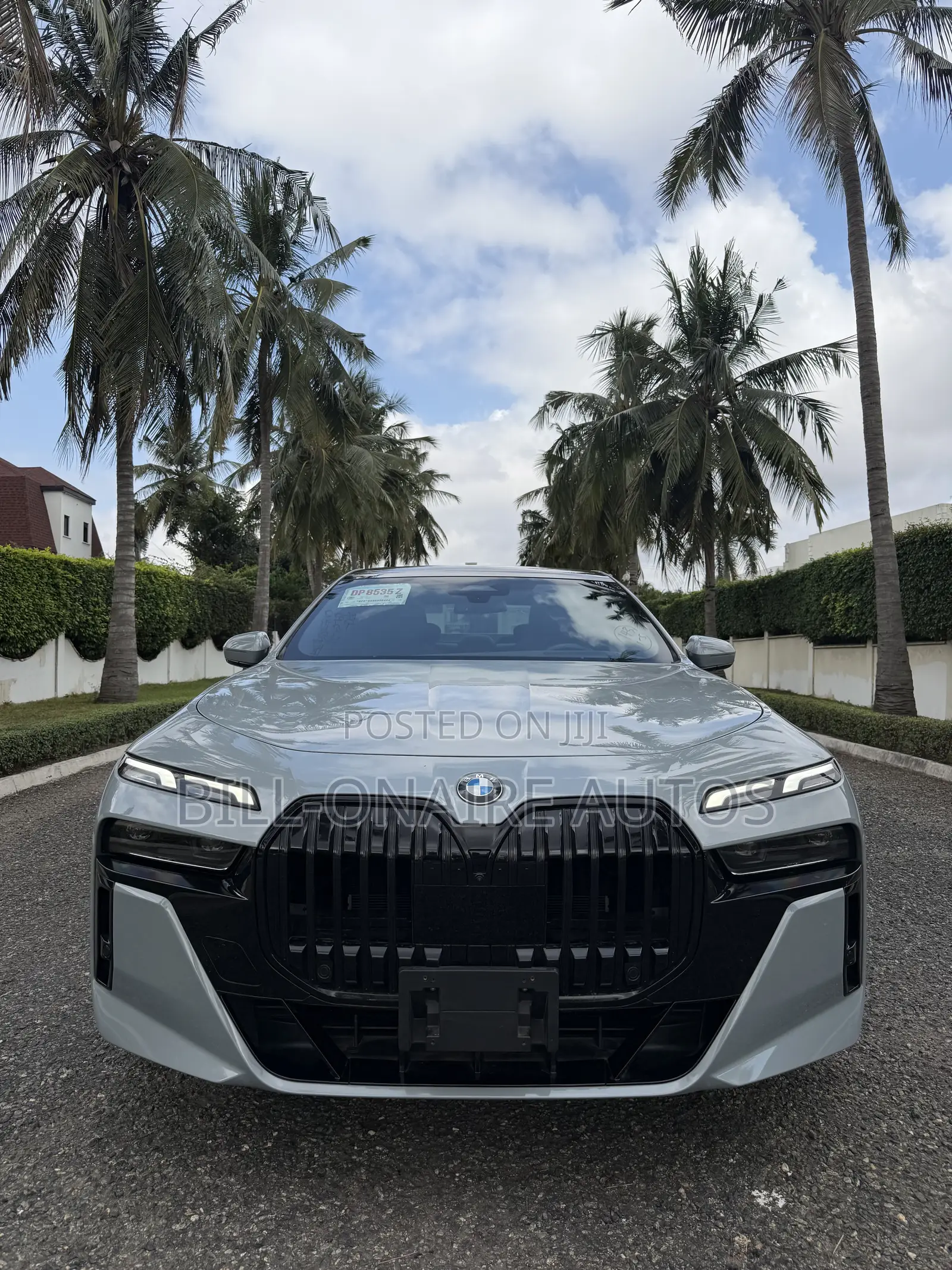 BMW 740 2023 Gray