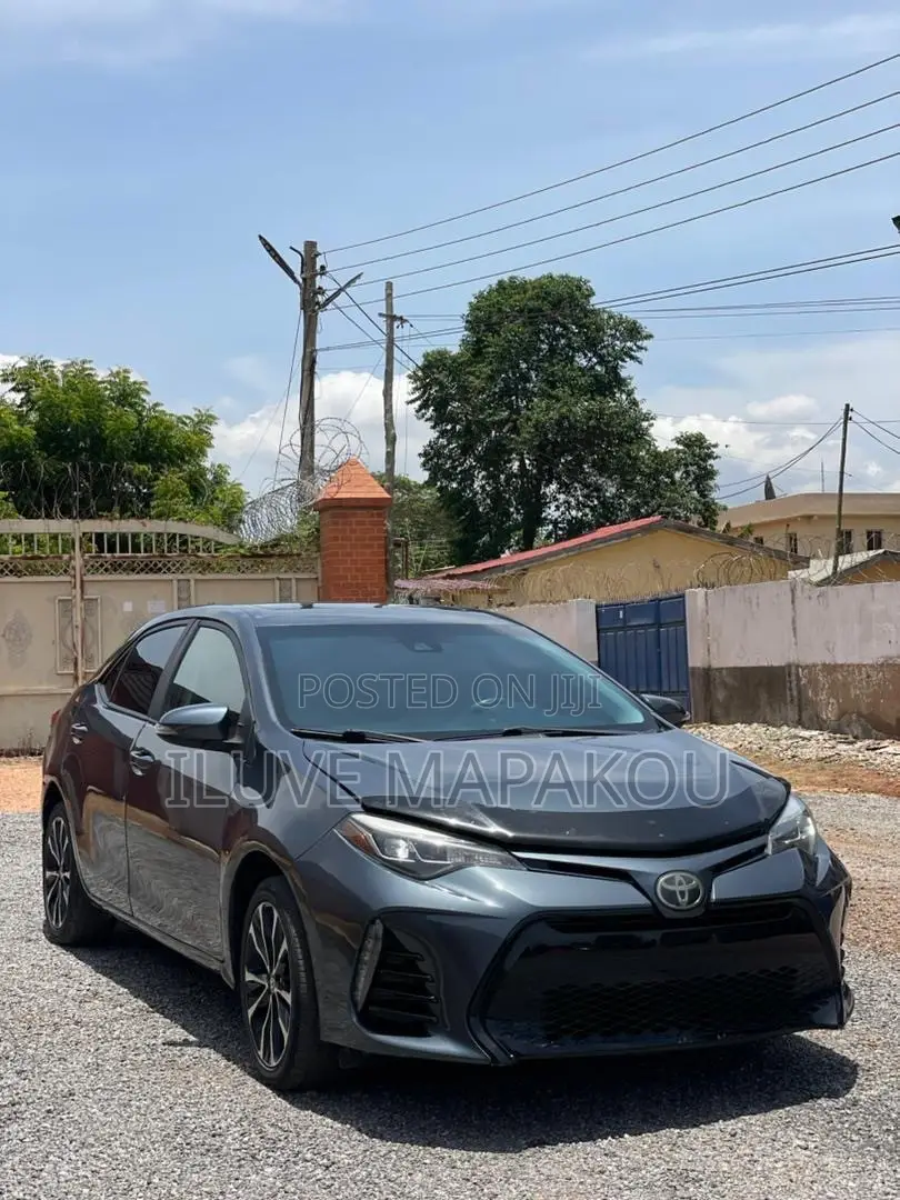 Toyota Corolla L (1.8L 4cyl 2A) 2018 Gray