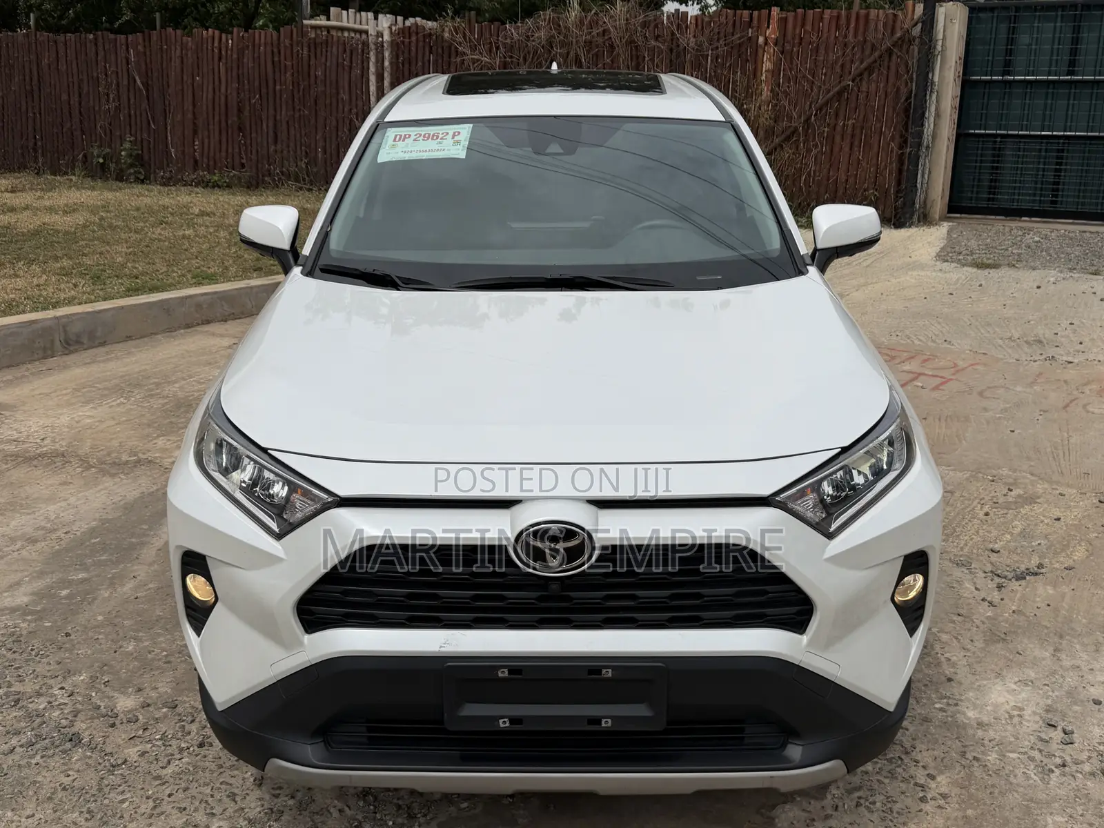 Toyota RAV4 XLE 2022 Black