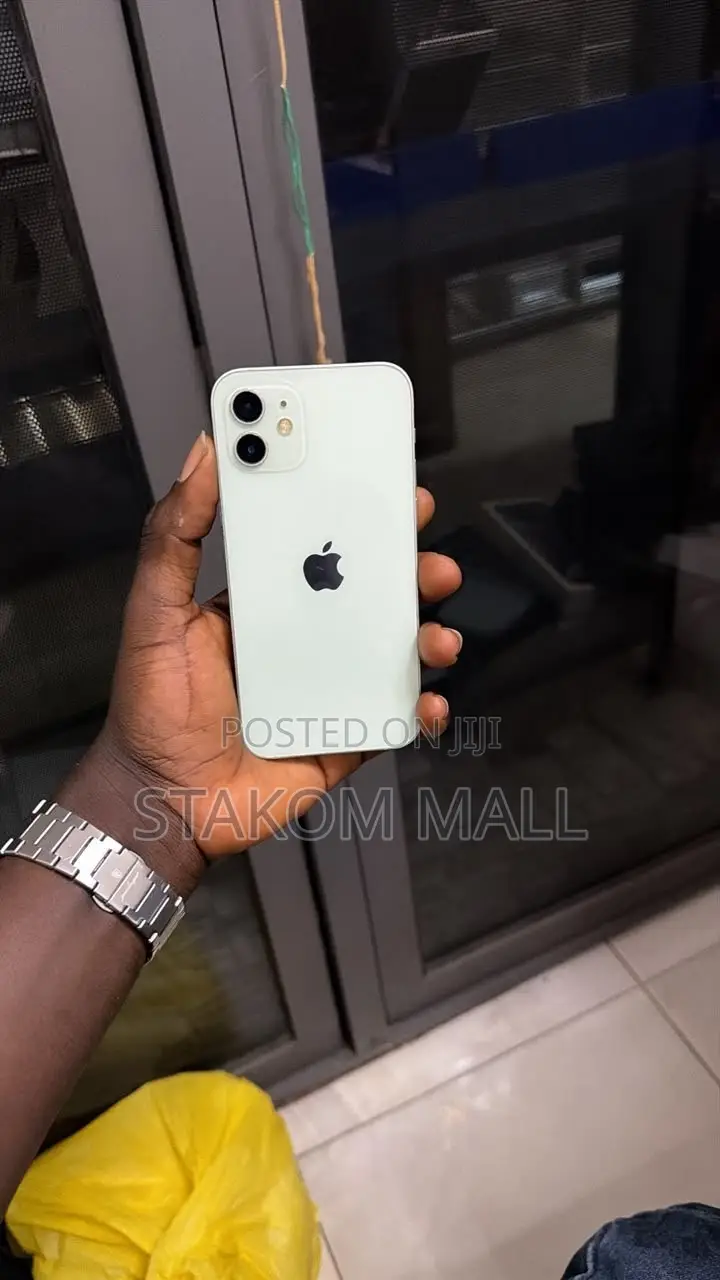 Apple iPhone 12 64 GB Red