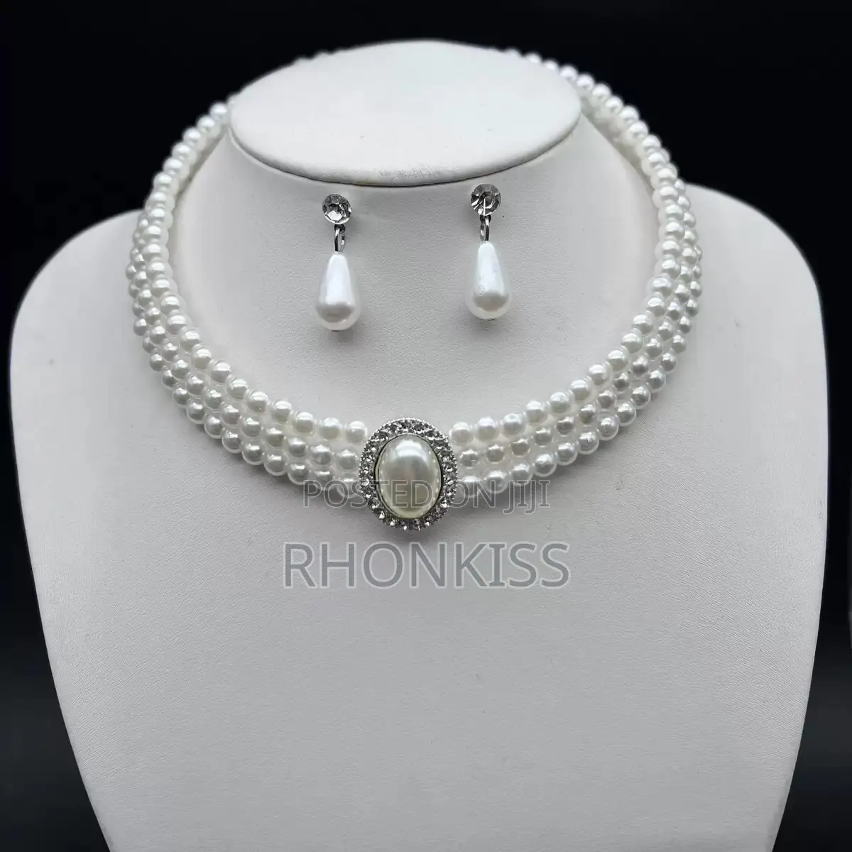 Pearl Necklace Set