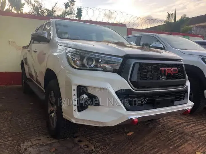 Toyota Hilux Revo Single Cab Petrol 2.7 RWD 2021 White