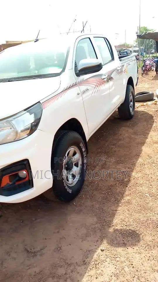 Toyota Hilux Revo Single Cab Petrol 2.7 RWD 2021 White