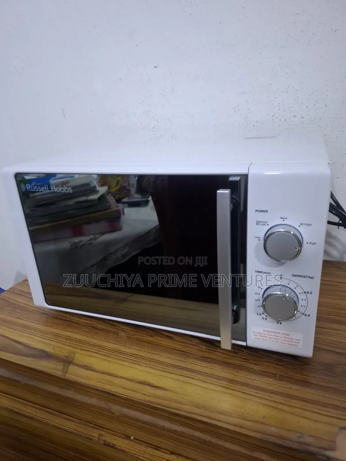 Russell Hobbs 20.l White Compact Microwave From Uk 