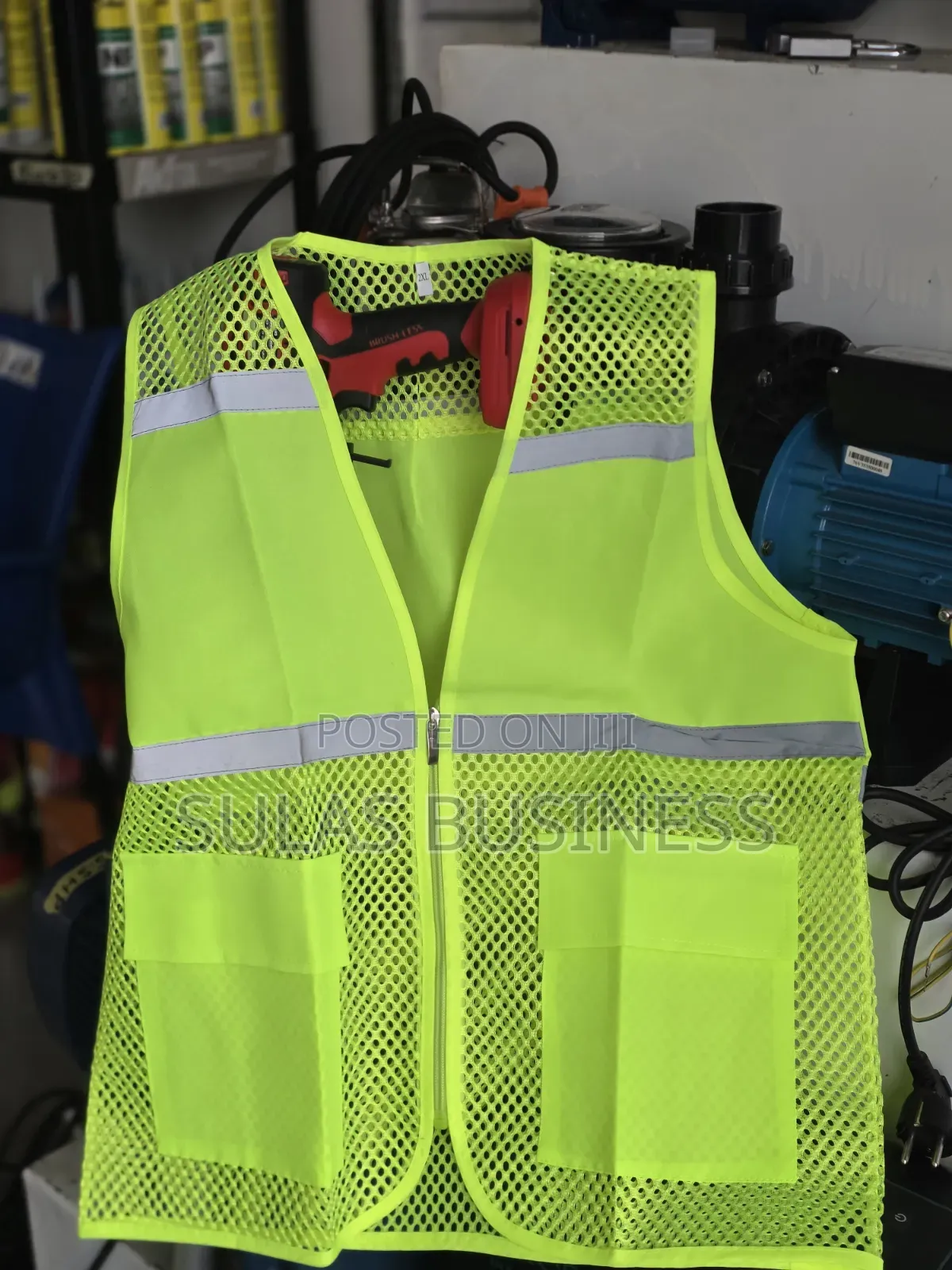 Reflectors and Live Jackets