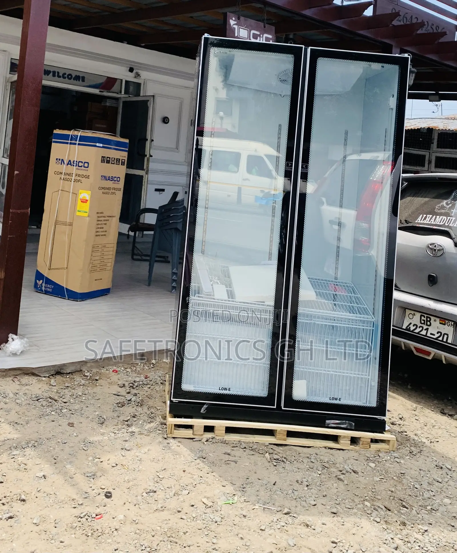 Try Super Chilling 690L Display 2 Doors Glass Pearl