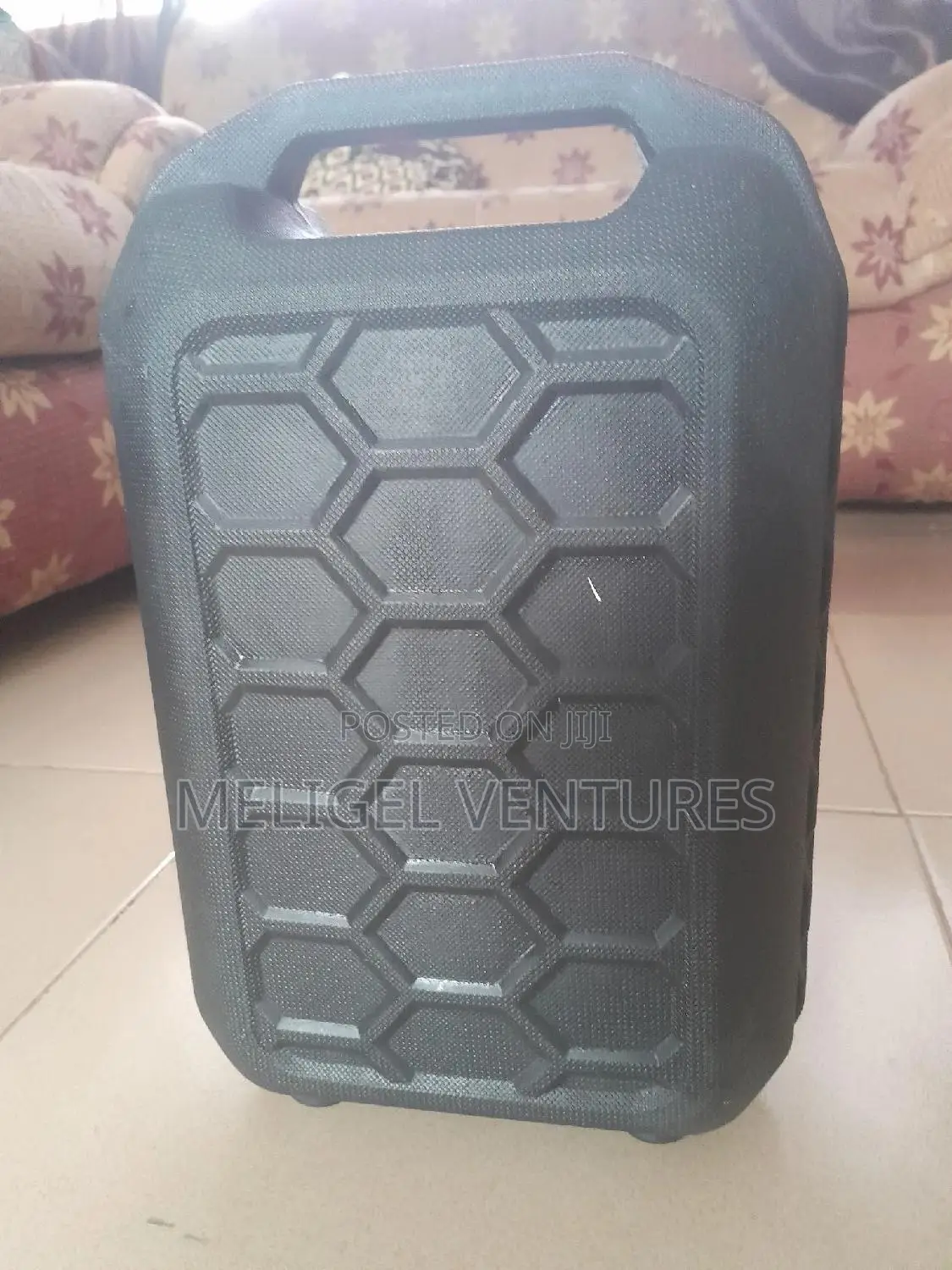 Portable Rechargeable Speaker With FM, Mic Jack USB Slot for Sale