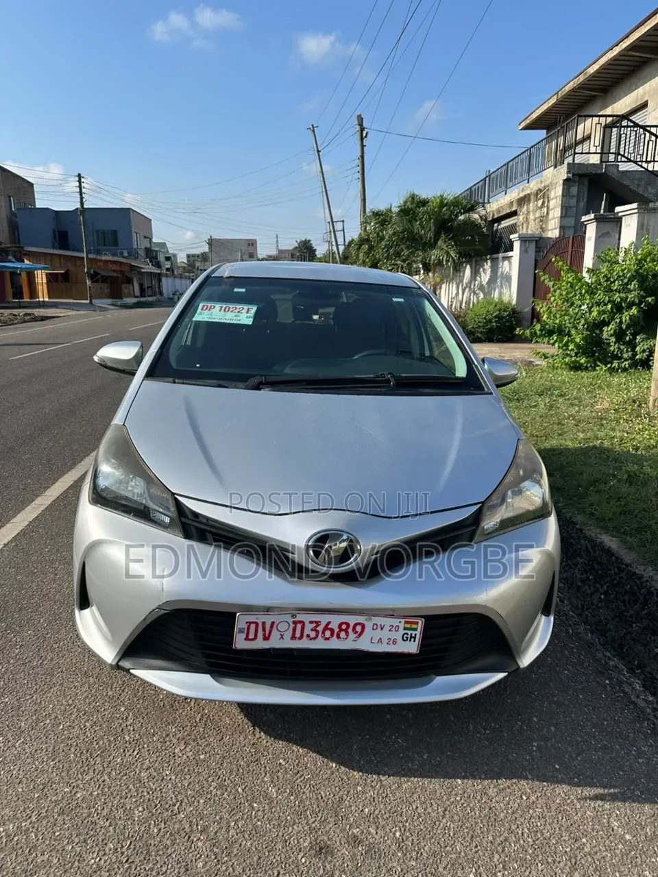 Toyota Vitz 1.3 FWD 3dr 2015 Silver