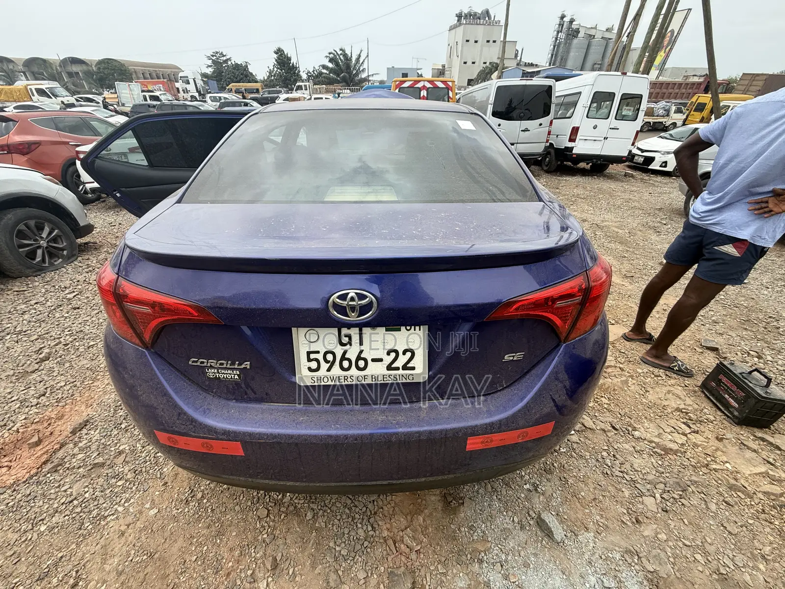 Toyota Corolla SE (1.8L 4cyl 2A) 2019 Blue