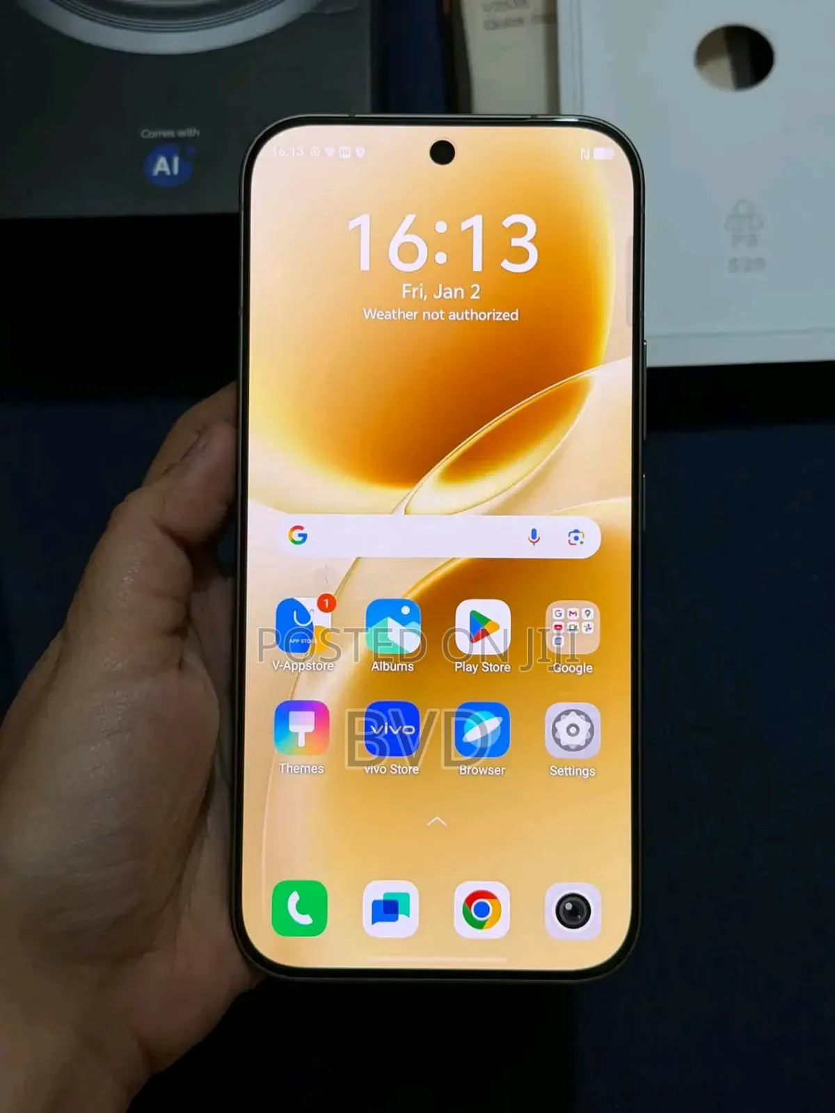 New Vivo V70 512 GB Gold