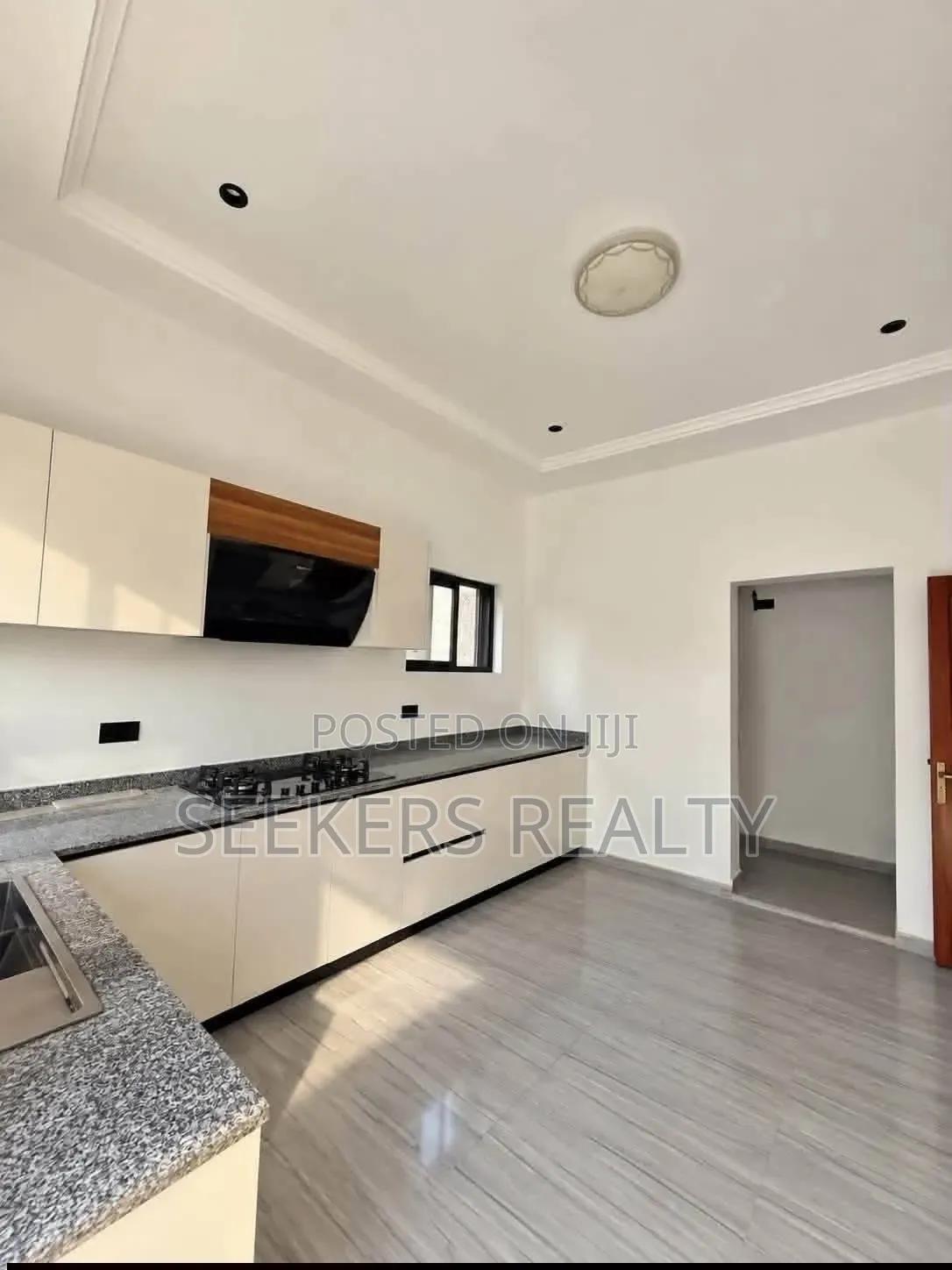 4bdrm House in Seekers Realty, A&C Mall Area for sale