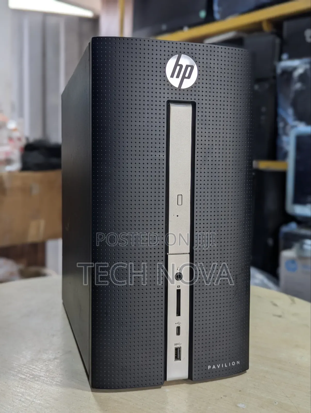 Desktop Computer HP Pavilion 570 8GB AMD A10 SSD 256GB
