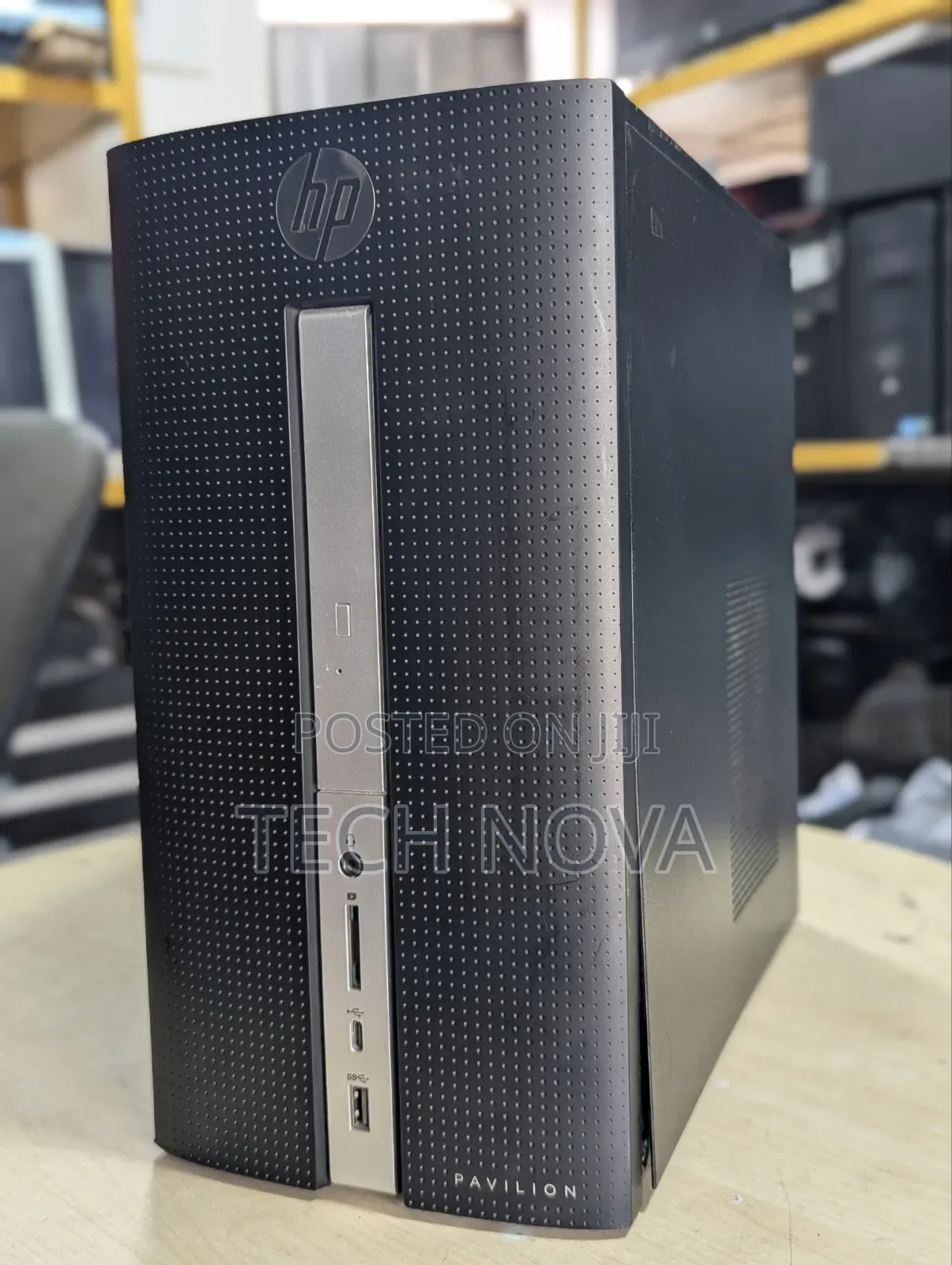 Desktop Computer HP Pavilion 570 8GB AMD A10 SSD 256GB