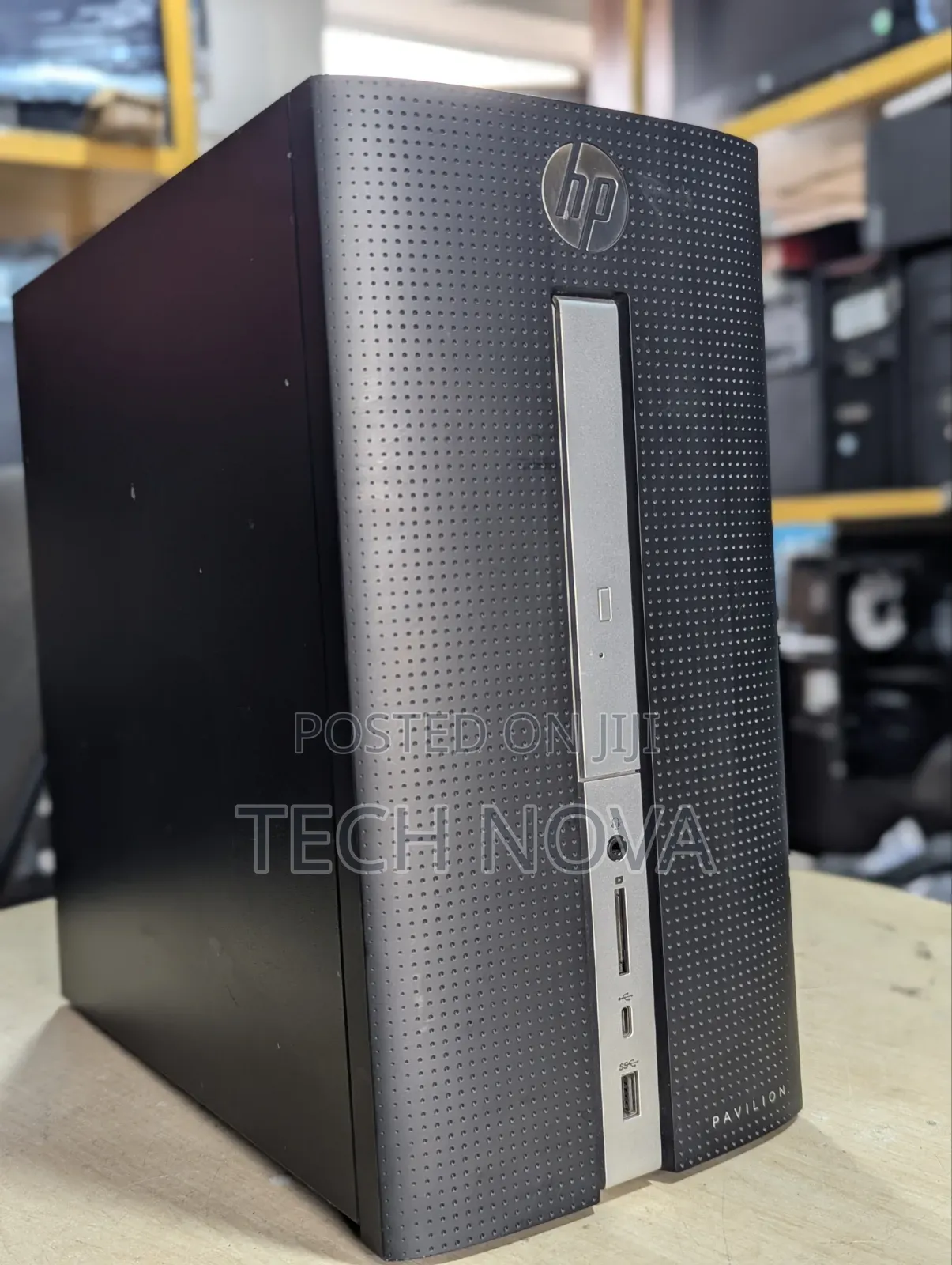 Desktop Computer HP Pavilion 570 8GB AMD A10 SSD 256GB