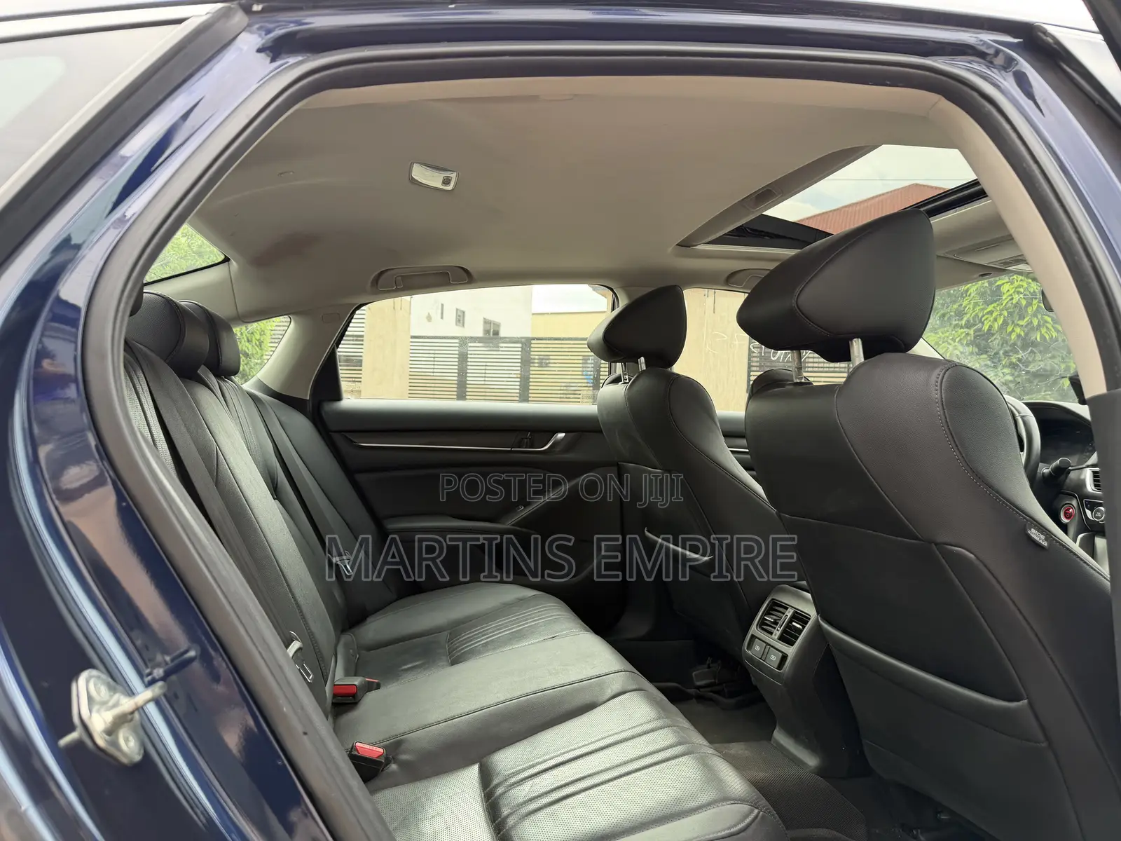 Honda Accord EX-L (2.0L 4cyl Turbo 10A) 2019 Blue