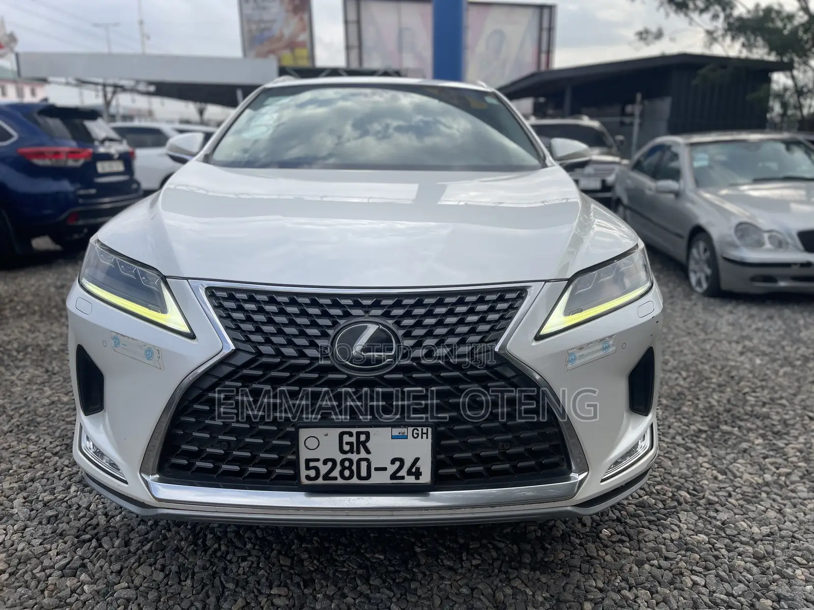 Lexus RX 2021 White