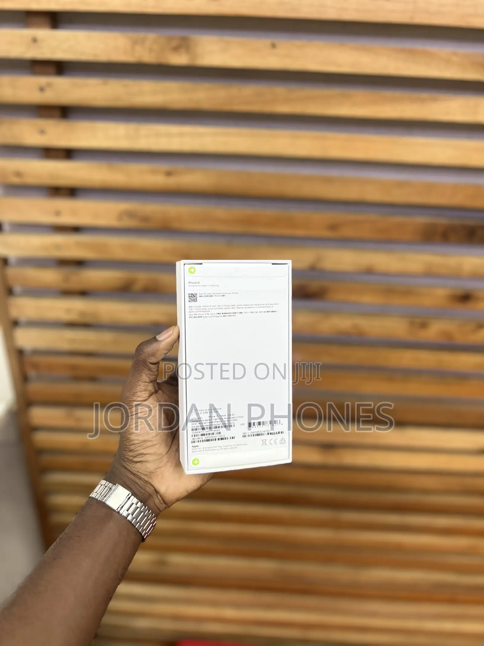 New Apple iPhone 15 128 GB Yellow
