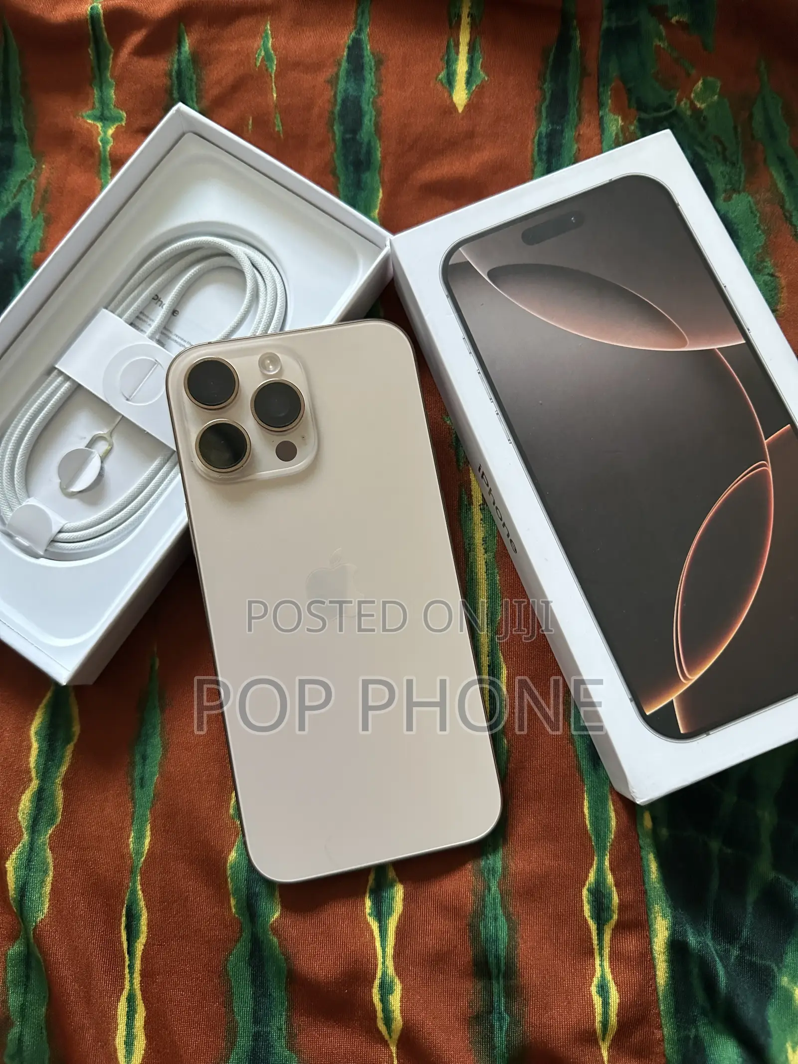 Apple iPhone 16 Pro Max 256 GB Gold