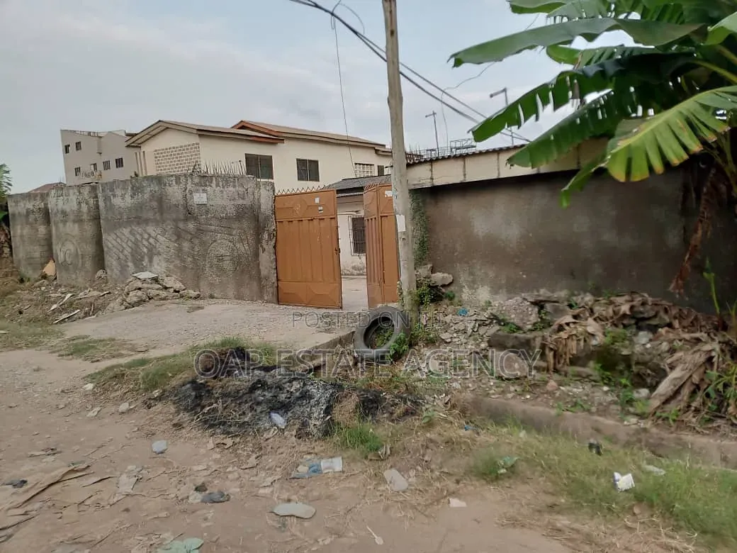 7bdrm House in Sakaman for sale