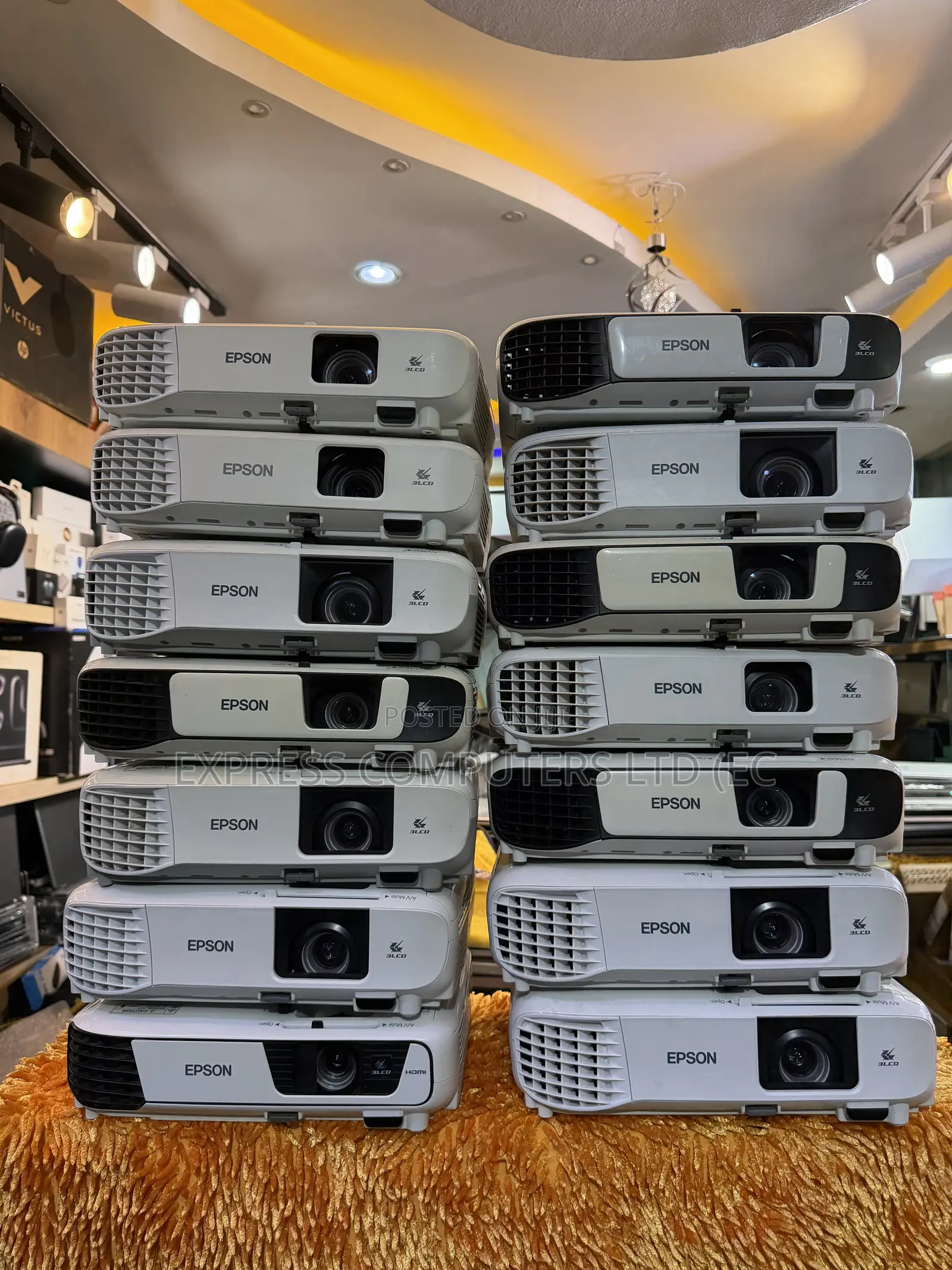 Epson EB-X41 Projector Brightness 3600 ANSI Lumens:3LCD Uk Pre Owned
