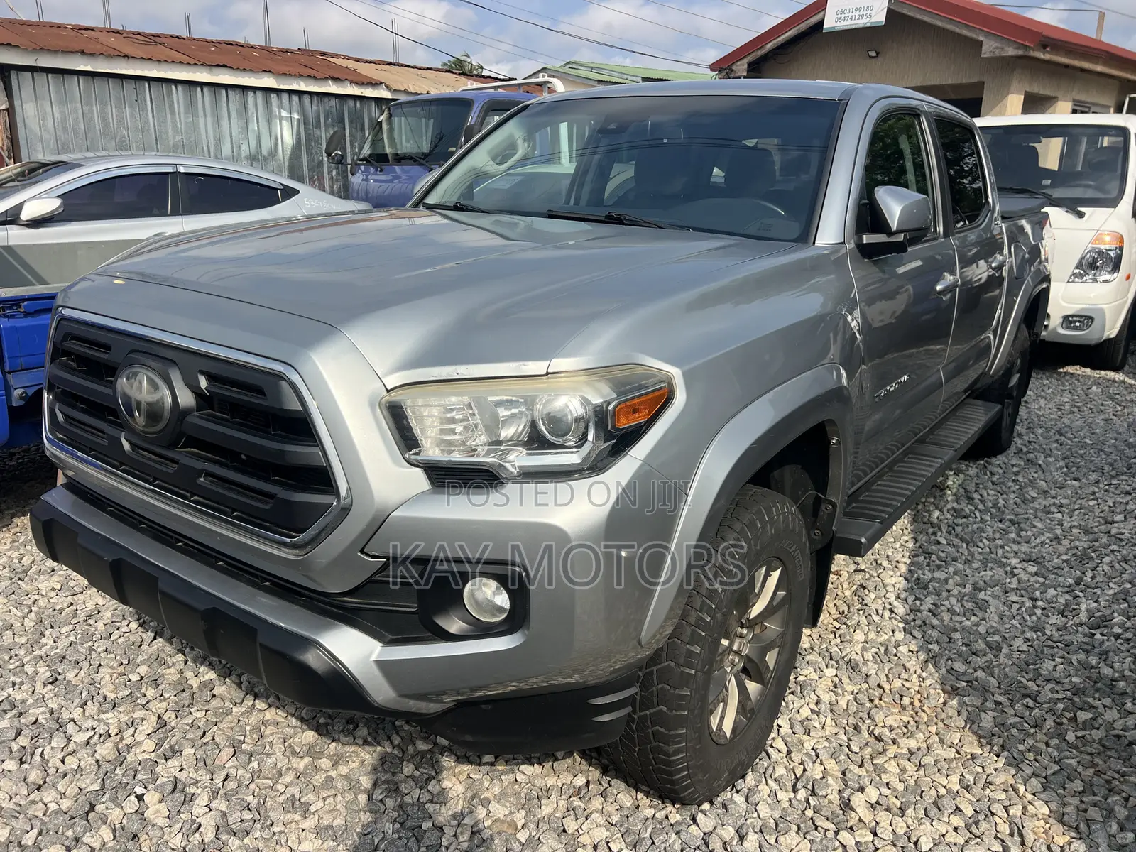 Toyota Tacoma SR5 2018 Gray