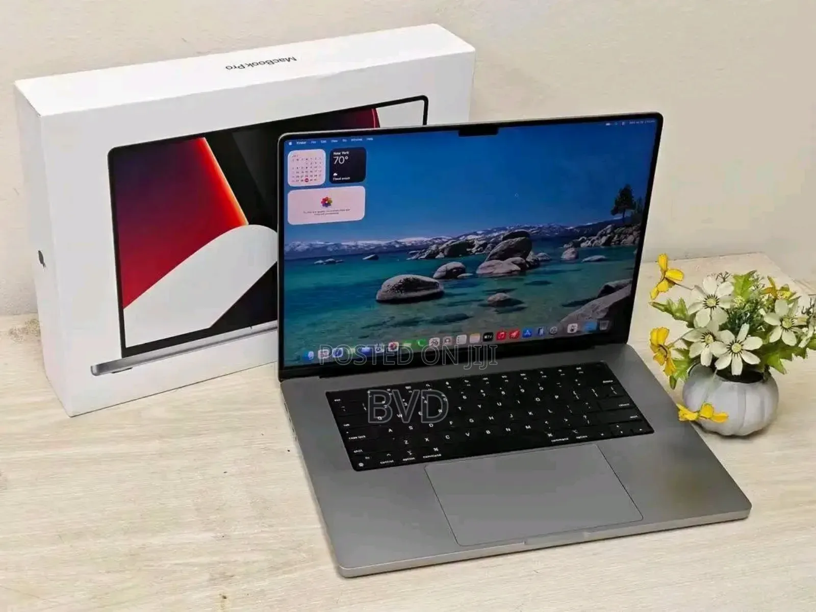 New Laptop Apple MacBook Pro 2023 M2 16GB Apple M2 SSD 512GB