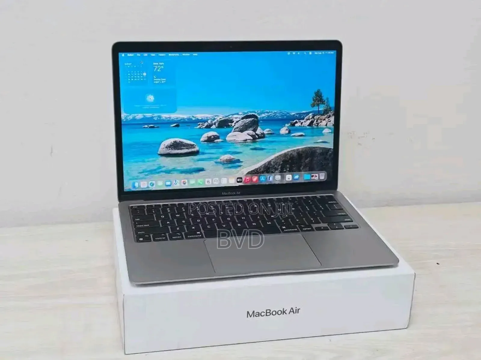 New Laptop Apple MacBook Pro 2023 M2 16GB Apple M2 SSD 512GB