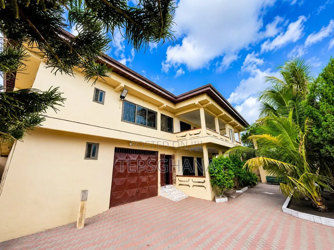 9bdrm House in Kokompe for sale