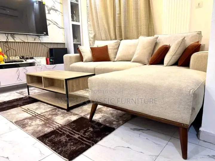 Modern L-Shape Sofa With Chaise Lounge