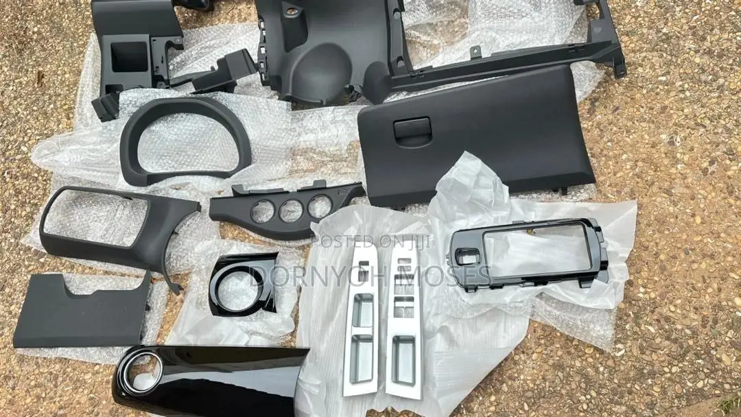 Toyota Vitz Dashboard