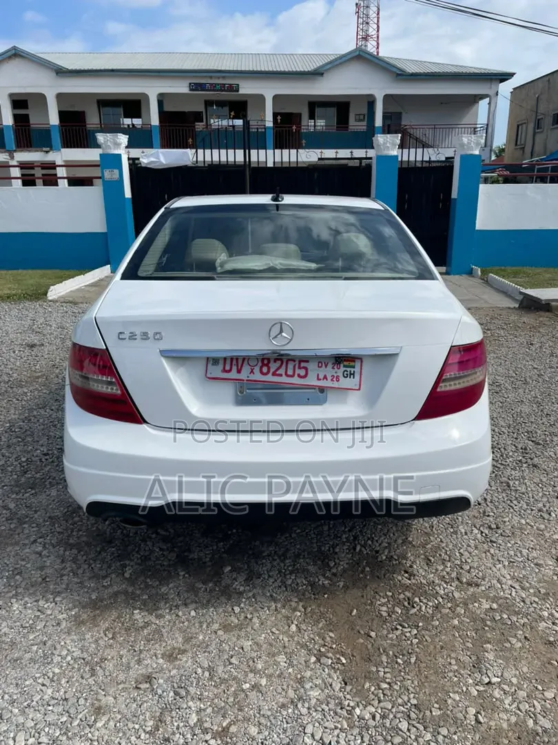 Mercedes-Benz C250 2014 White