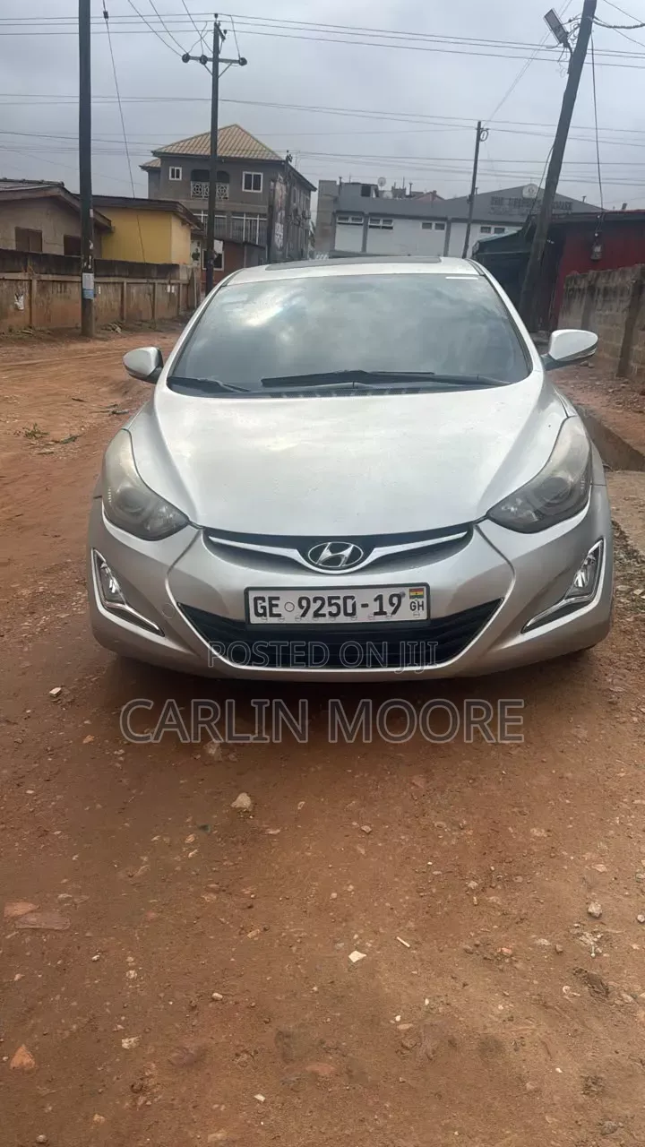 Hyundai Elantra 2016 Silver