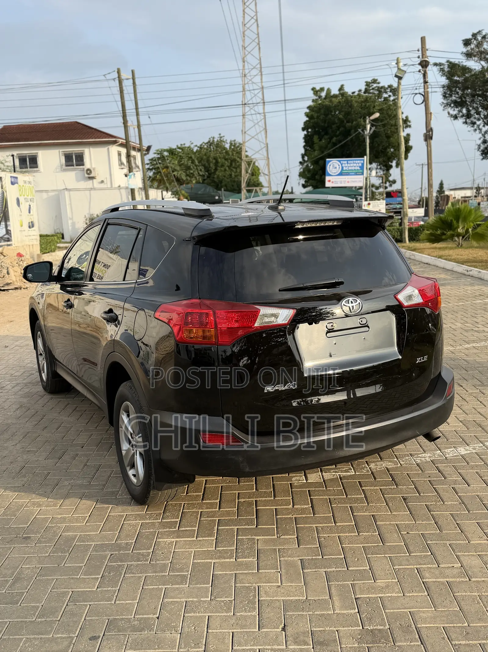 Toyota RAV4 XLE 4dr SUV (2.5L 4cyl 6A) 2015 Black