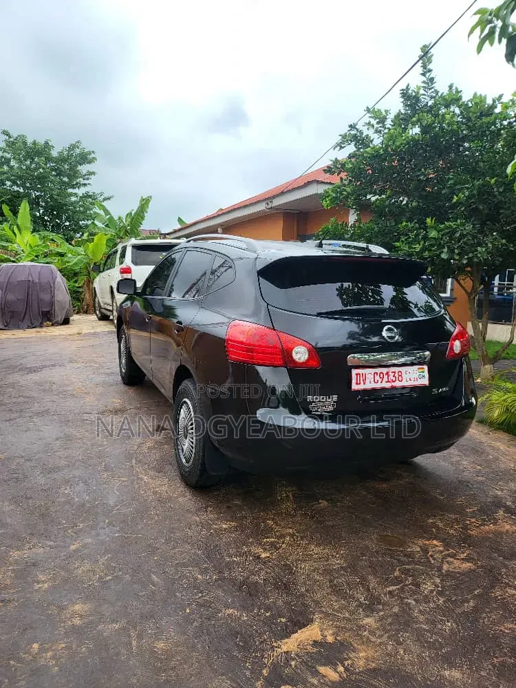 Nissan Rogue 2011 Black