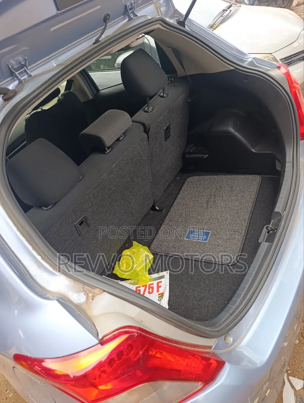 Toyota Vitz 2013 Blue