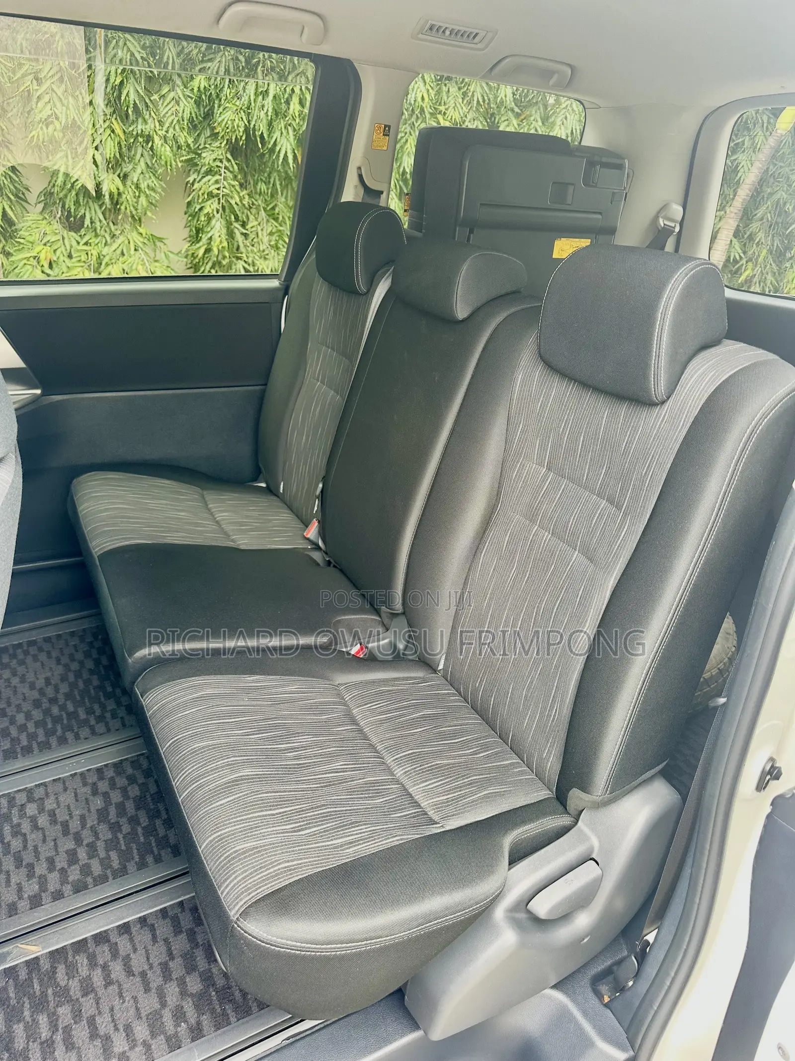 Toyota Voxy 2012 White