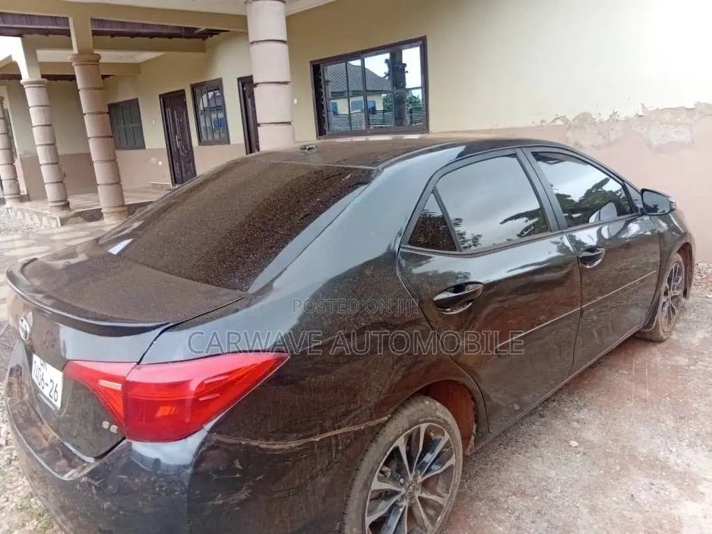 Toyota Corolla XSE 4dr Sedan (1.8L 4cyl CVT) 2017 Black
