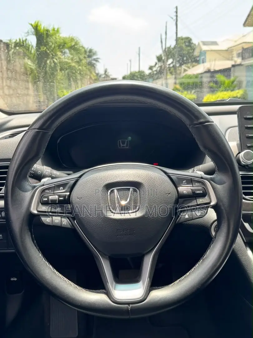Honda Accord Touring 2.0T 2022 Black