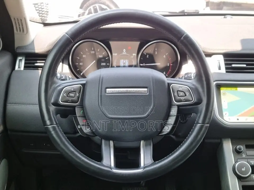 Land Rover Range Rover Evoque Autobiography 4x4 5-Door 2017 White
